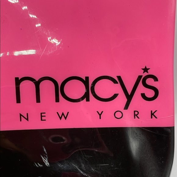 Macy’s Vintage Pink & Black Graphic Zip Tote Bag – Bold Artistic Print - Picture 2 of 8